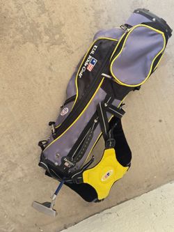 Brand new youth golf bag with putter