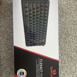 Redragon K708 Pro Wireless Mechanical Gaming Keyboard