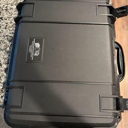Gun Club pistol handgun case storage