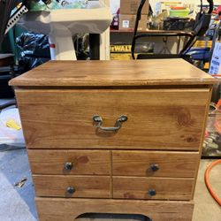 Nightstand/End Table