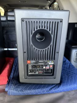 JBL LSR4328P 2-Way 8" Bi-Amplified Studio Monitor (PAIR) 