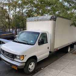 2002 Ford E-350