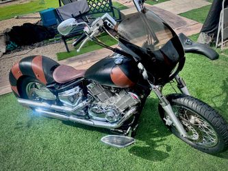 Yamaha V Star 1100 Silverado bobber Custom