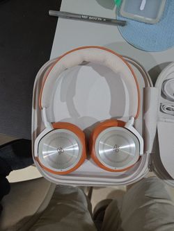 Bang& Olufsen Beoplay HX