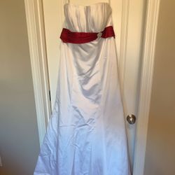 Alfred Angelo Wedding Dress And Veil Size 16