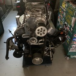 Big Block Boat Engine 