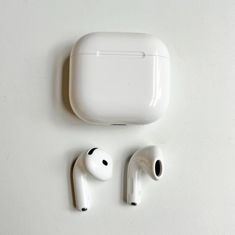 🎧 Apple AirPods 4 – White (Brand New) Starting at Just $119 or Only $1 to Take It Home Today! Save $10 Instantly with Up to 1-Year Warranty 🔥