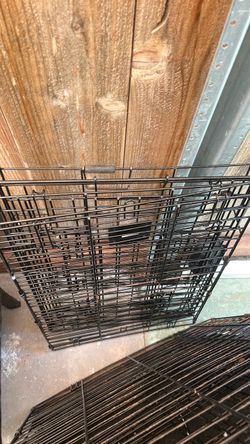 Medium sized dog crate