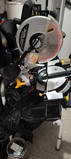 Chicago Electric 10" Compound Slide Miter Saw