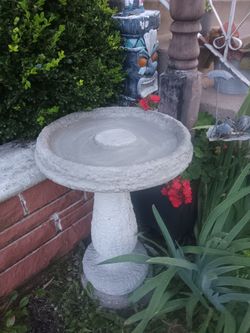 Heavy Solid Concrete Outdoor Patio Birdbath
