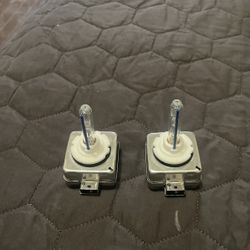 2008 Cadillac Escalade headlights icy blue