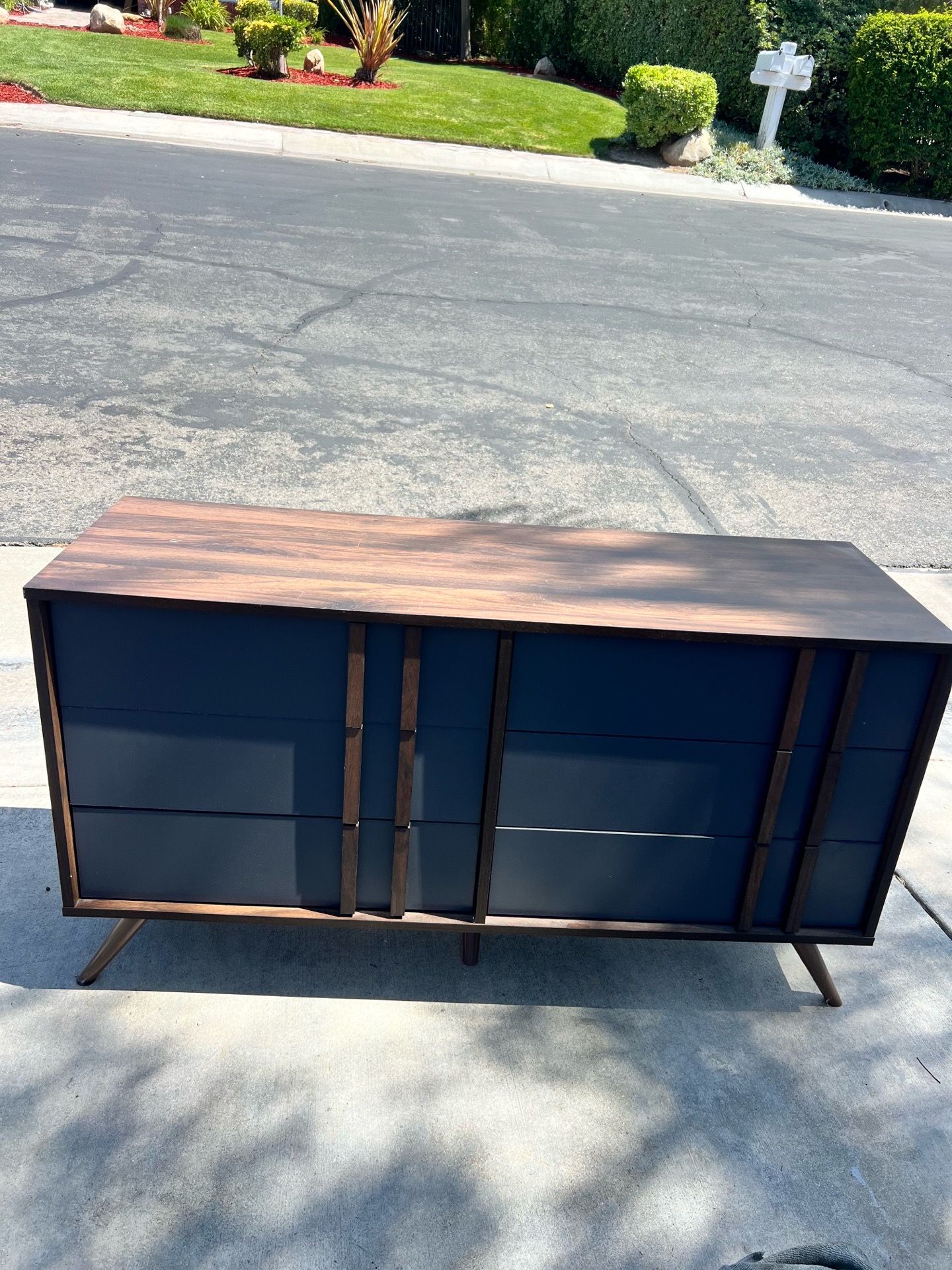Mid-Century Modern 6-Drawer Dresser / TV Console