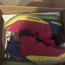 LeBron 18 pink/multicolor size 13