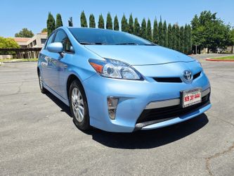 2014 Toyota Prius Plug-in Hybrid