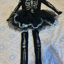 Costume