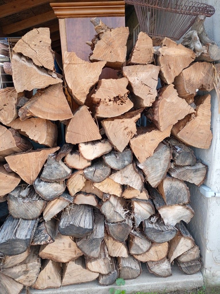 Dry Split Almond Mix Firewood!!!Ready Too Burn Seasoned Wood!!!
