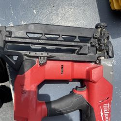 Milwaukee Nail Gun