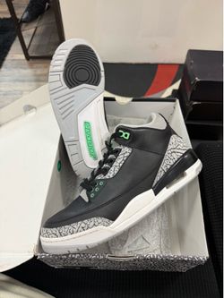 Org Jordan 3’s Green mint/ 10.5M