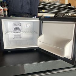 Mini Refrigerator 