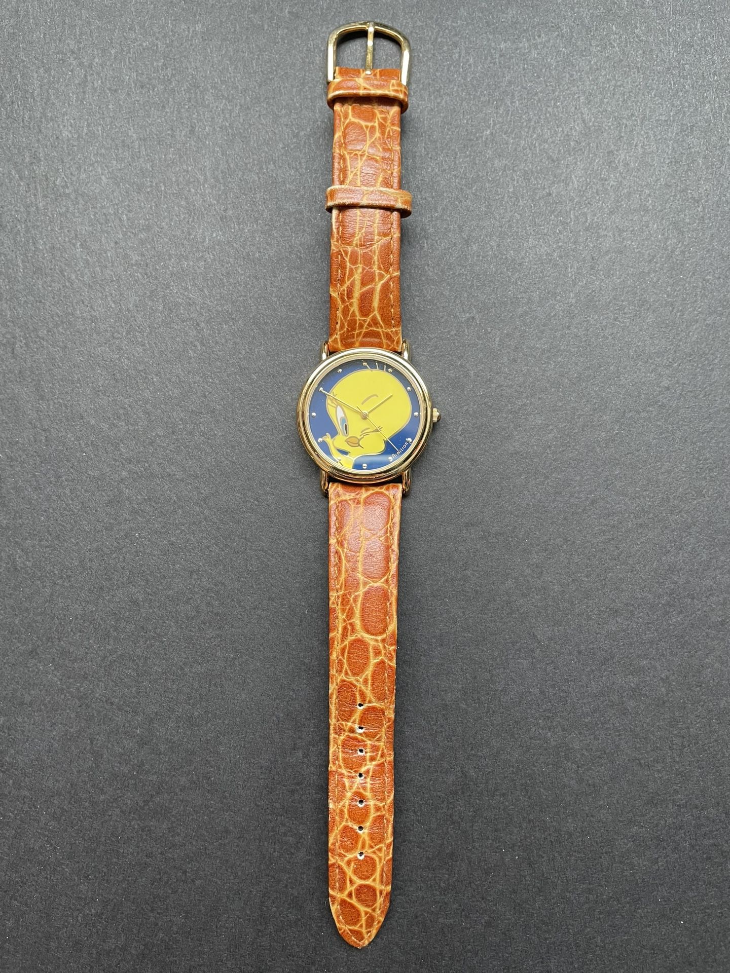 Vintage Gold Tone Tweety Bird Armitron Watch Adjustable Leather Band Working