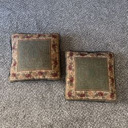 2 Pillows 