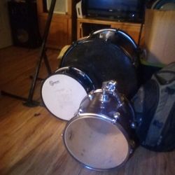 Drum Set W Stand