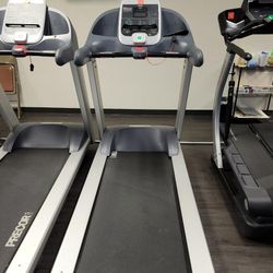 Precor 932i treadmill
