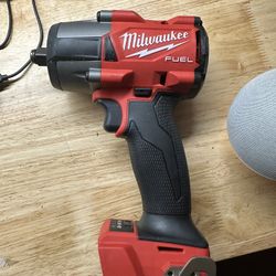 M18 FUEL 18V Lithium-Ion Brushless Cordless 1/2 in. Impact Wrench with Friction Ring (Tool-Only)