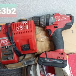 Use Milwaukee Drill With Battery And Charger