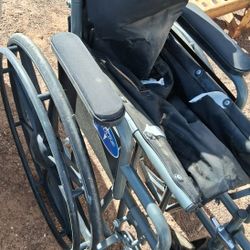 wheel chair  18in wide  250lbs