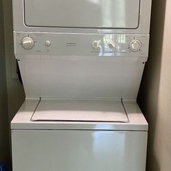 GE  Stackable Washer & Dryer 