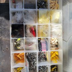 Crappie Fishing Doll Flies & Plastic Grubs