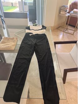 NEW Workout outfit small Berlook brand