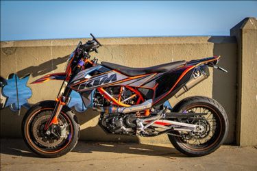2023 ktm 690 smcr