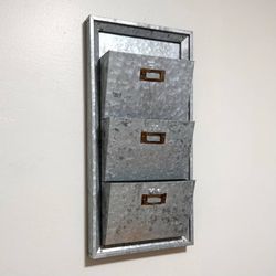 Galvanized 3 Pockets Letter File Magazine Holder Organizer Accent Wall Decor