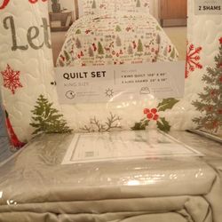 3 Pc Quilt Set +
Gray Sheet Set Egyptian Cotton
