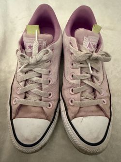 SIZE 7 -  Low- Top Pink  Converse