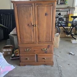 Nice Beautiful Wooden Dresser 