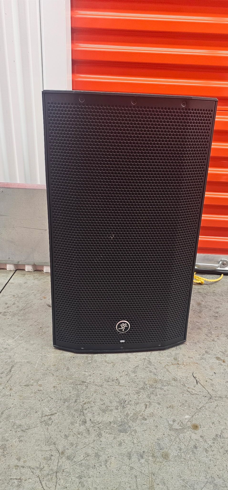 THUMP12 A 1300W 12" POWERED LOUDSPEAKER