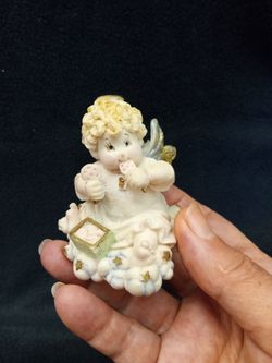 HEAVEN'S BUNDLES "JOHN" Cherub Angel Figurine Vintage Collectible from The Hamilton Collection in Excellent Condition