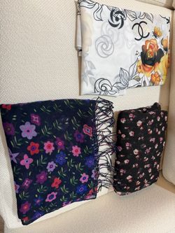Gorgeous scarves/ wraps price $6 each