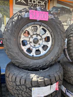🔥SET OF WHEELS AND TIRES ATTURO 17"🔥