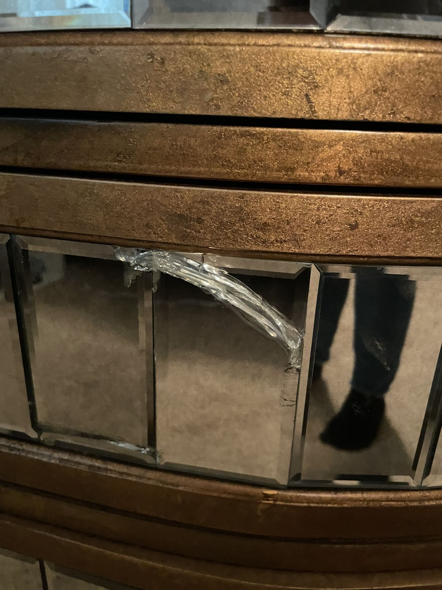 Mirror Dresser