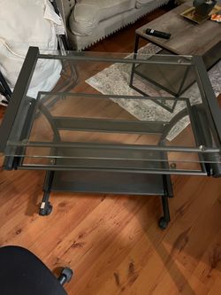 Computer desk