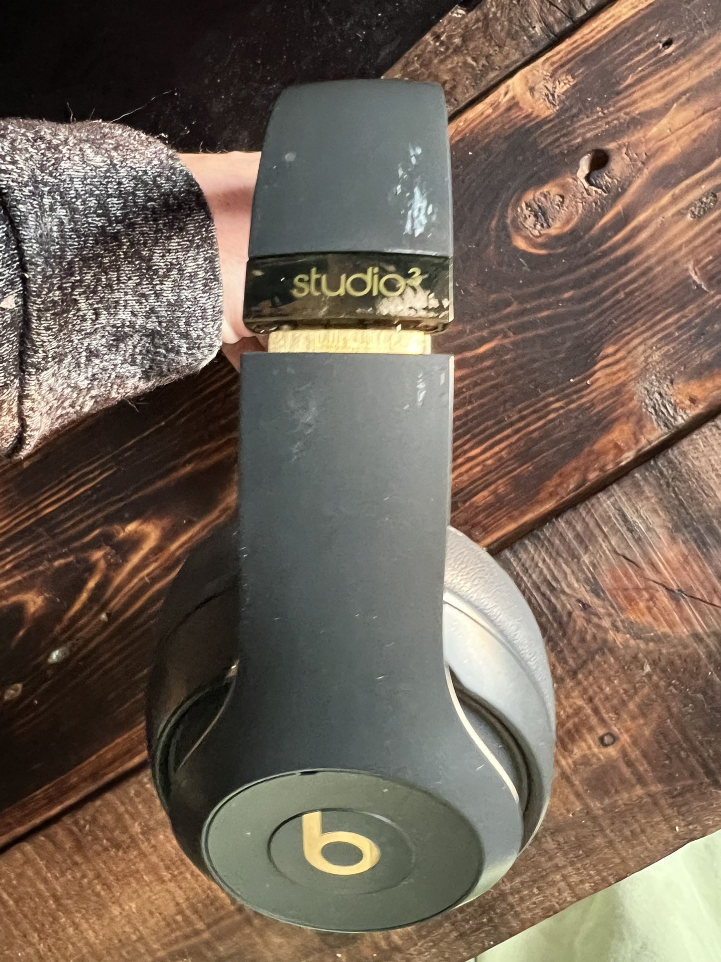 Dre Beats Black/Gold