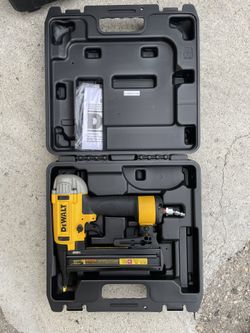 Dewalt 18g Crown Staple Nailer