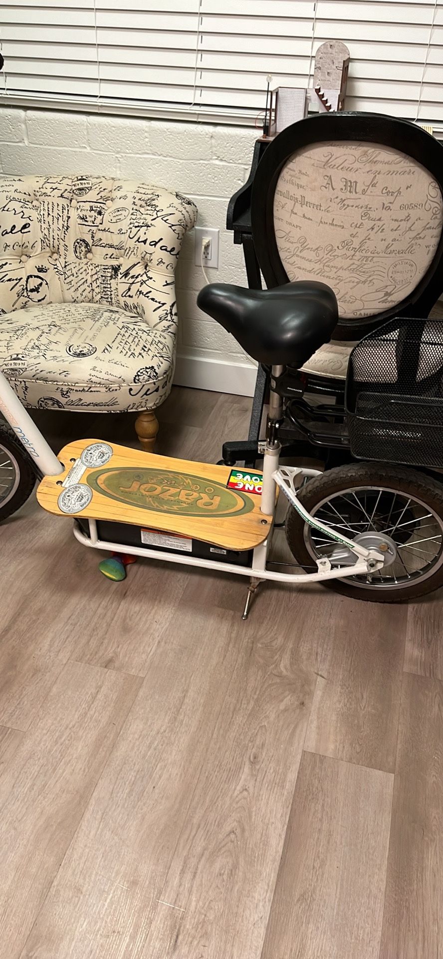 Razor Scooter Like New