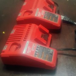 Cargadores Milwaukee 