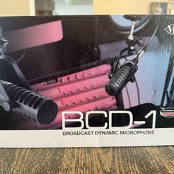 MXL BCD-1 Broadcast Dynamic Microphone 