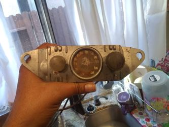 34 GM Chevy cars original radio needs to be restored